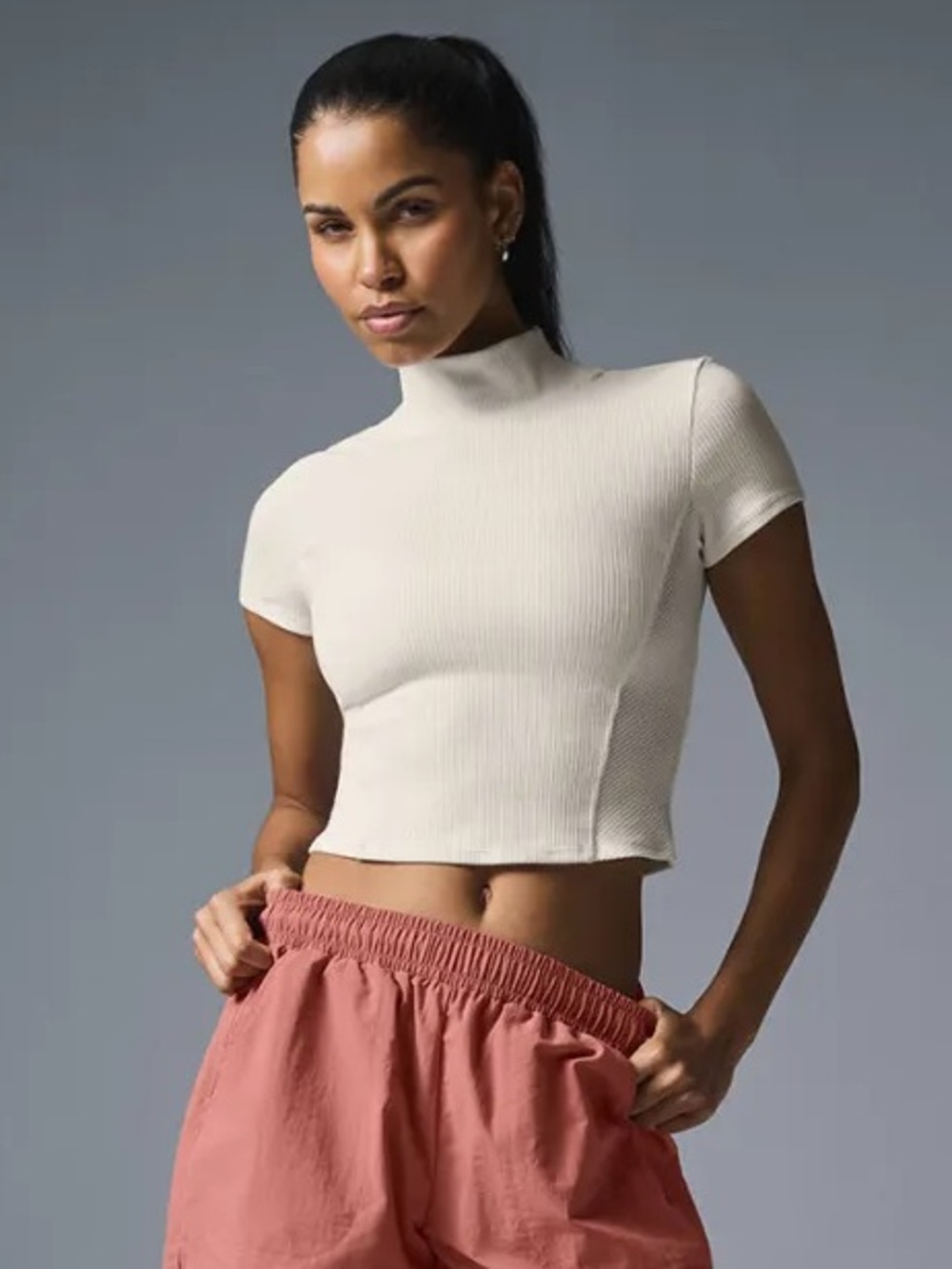 ALO YOGA Wellness Rib Mock Neck Polished Short Sleeve Top